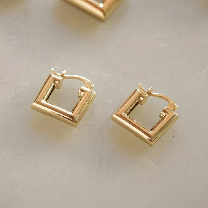 Daisy London Gold Polly Mini Chubby Square Hoops - MococoDaisy LondonSPE06_GP5056104126363Earrings