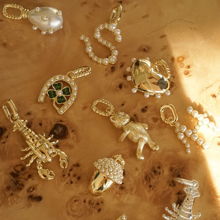 Daisy London Gold Shrimps Clover Charm Pendant - MococoDaisy LondonSHC001_GPCharms & Pendants