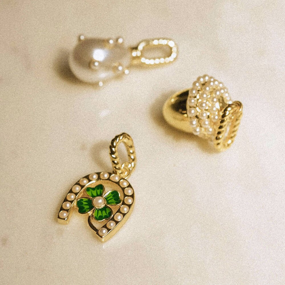 Daisy London Gold Shrimps Clover Charm Pendant - MococoDaisy LondonSHC001_GPCharms & Pendants