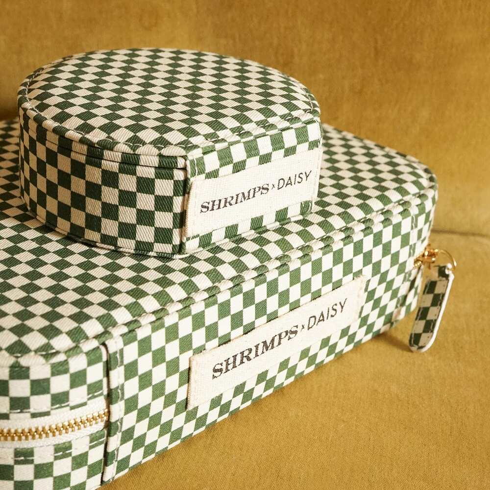 Daisy London Green Shrimps Jewellery Box Set Additional Image - 1