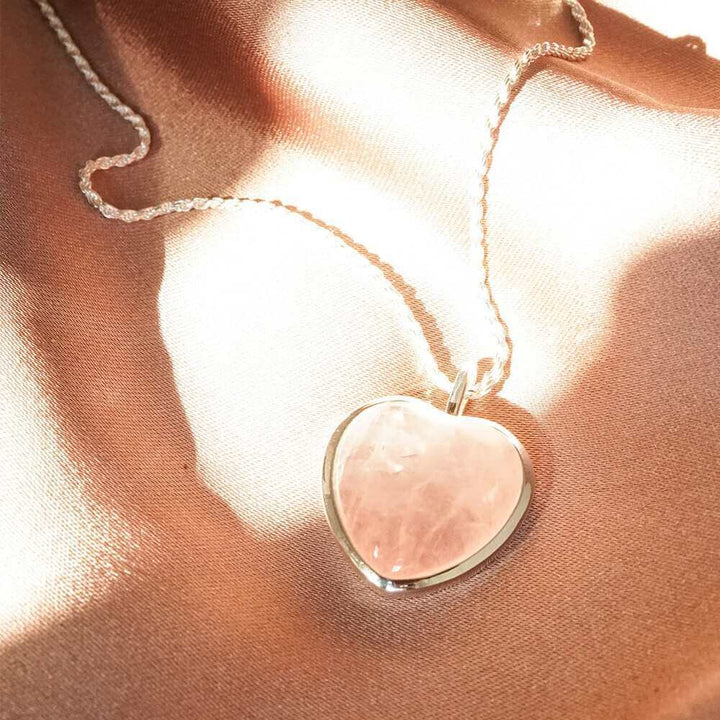 Daisy London Silver Beloved Rose Quartz Heart Pendant - MococoDaisy LondonJN01_SLVCharms & Pendants