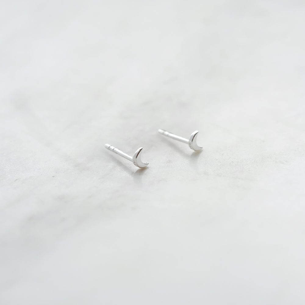 Daisy London Silver Crescent Moon Stud Earrings - MococoDaisy LondonST09_SLVEarrings