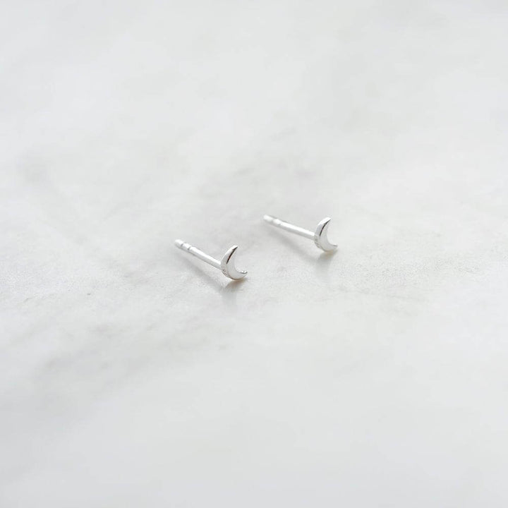 Daisy London Silver Crescent Moon Stud Earrings - MococoDaisy LondonST09_SLVEarrings