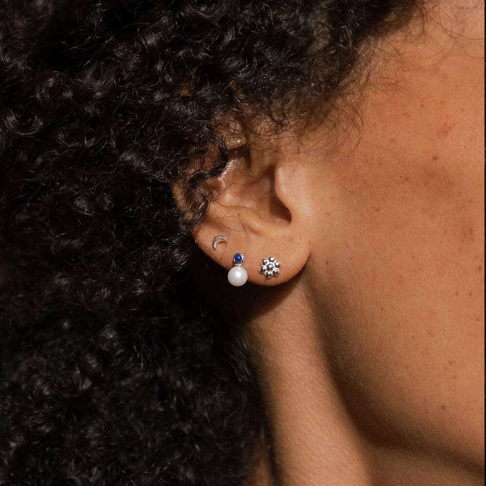 Daisy London Silver Crescent Moon Stud Earrings - MococoDaisy LondonST09_SLVEarrings