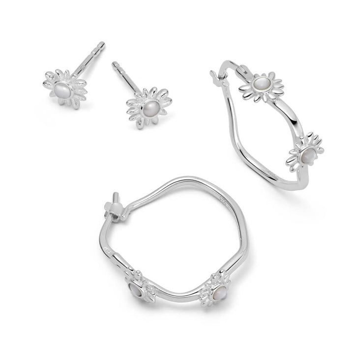 Daisy London Silver Daisy Mother Of Pearl Earring Stack - MococoDaisy LondonGSET168_SLVEarrings