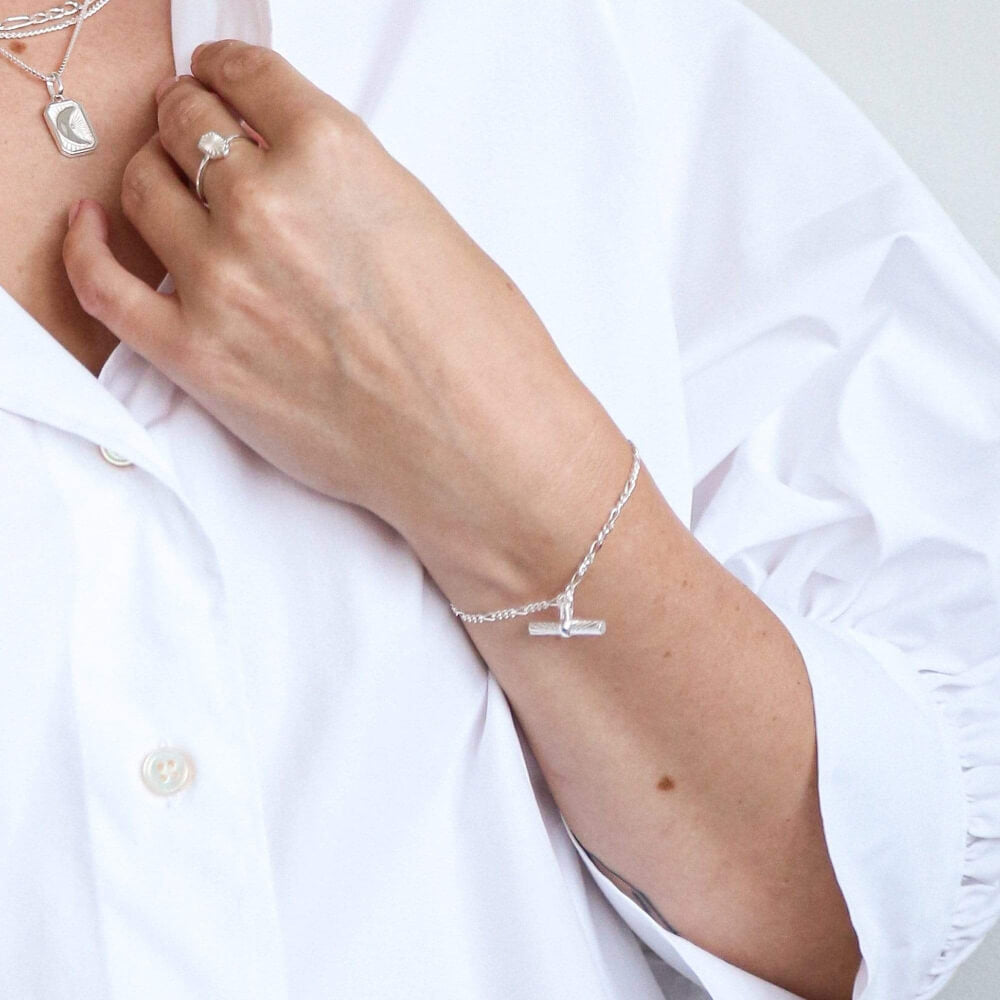 Daisy London Silver Estee Lalonde T Bar Drop Bracelet - MococoDaisy LondonELBR04_SLVBracelets