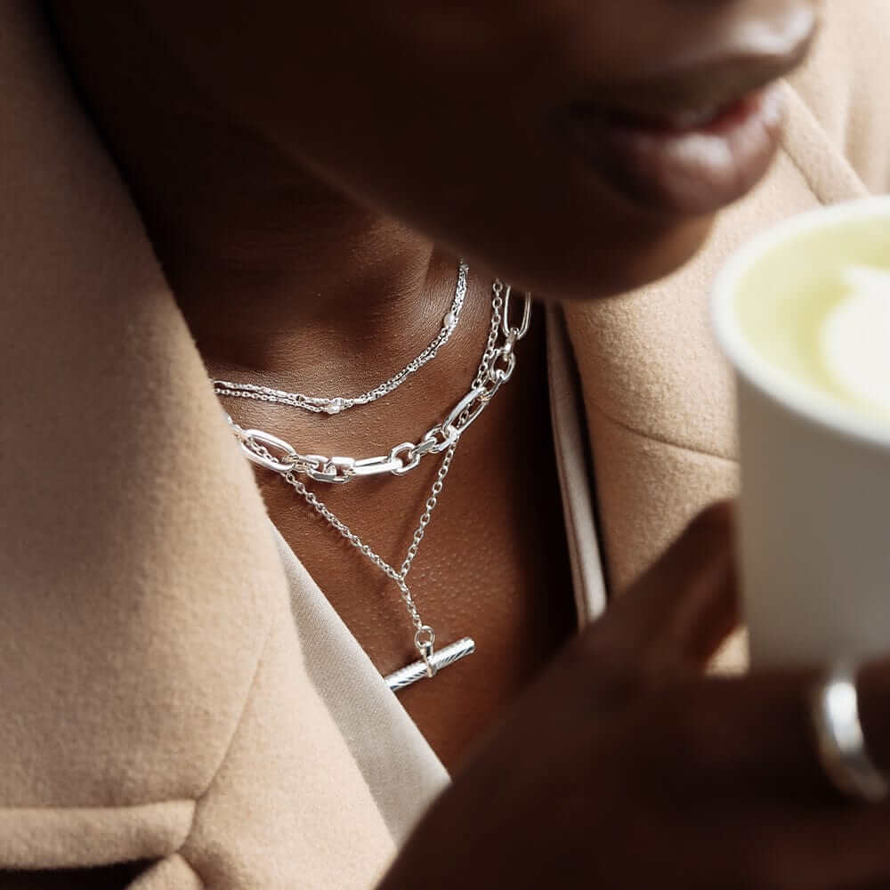 Daisy London Silver Estee Lalonde Tbar Necklace - MococoDaisy LondonELN04_SLVNecklaces