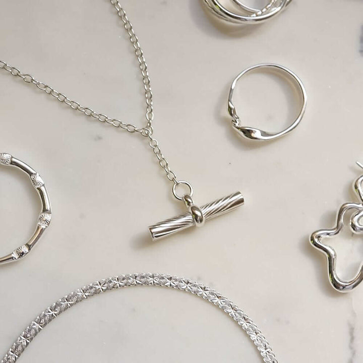 Daisy London Silver Estee Lalonde Tbar Necklace - MococoDaisy LondonELN04_SLVNecklaces