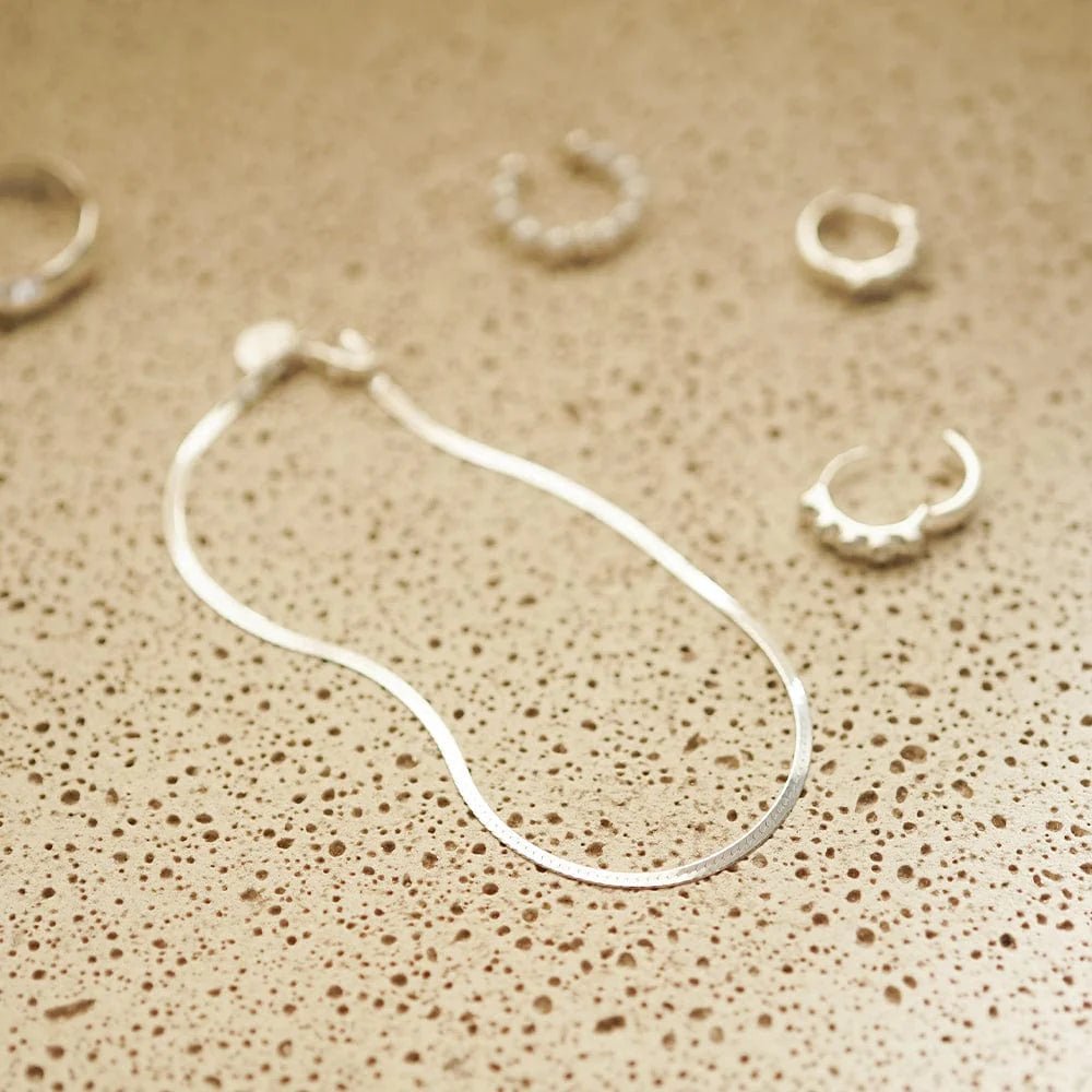 Daisy London Silver Fine Snake Chain Bracelet - MococoDaisy LondonSBR06_SLVBracelets