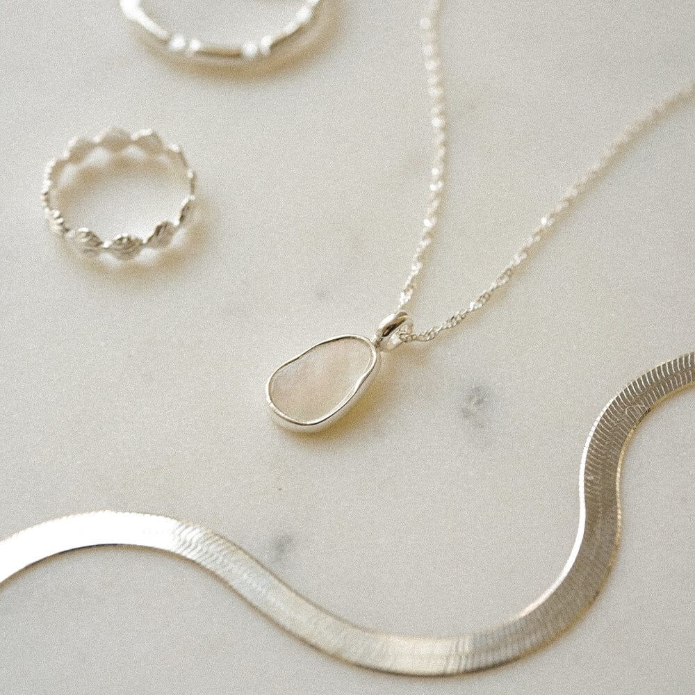 Daisy London Silver Mother Of Pearl Layering Set - MococoDaisy LondonGSET154_SLVJewellery Sets