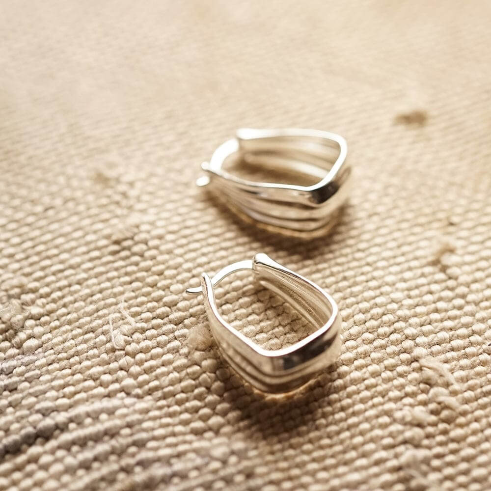 Daisy London Silver Organic Creole Earrings - MococoDaisy LondonSE17_SLVEarrings