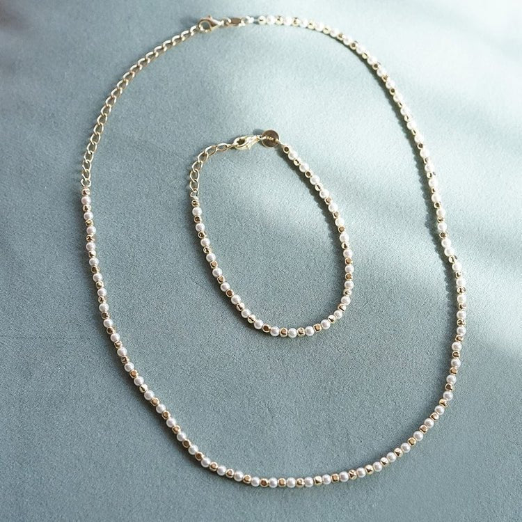Daisy London Silver Pearl & Bead Bracelet - MococoDaisy LondonBPBR02_SLVBracelets