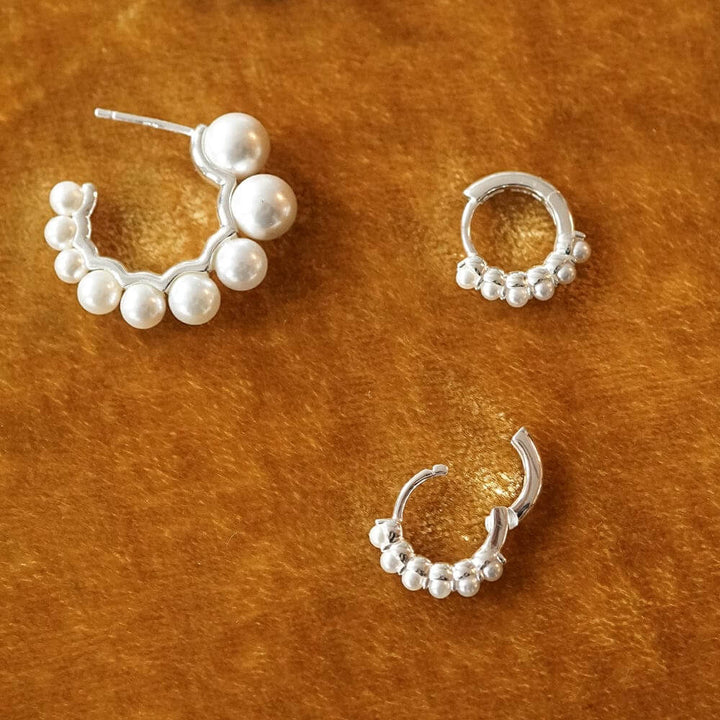 Daisy London Silver Pearl Mini Huggie Earrings - MococoDaisy LondonBPE03_SLVEarrings