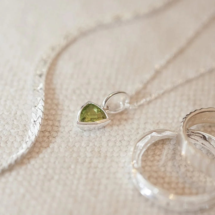 Daisy London Silver Peridot August Birthstone Charm Necklace - MococoDaisy LondonBS20_SLVNecklaces