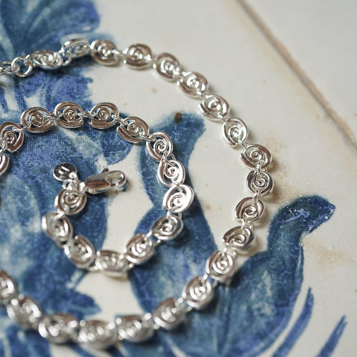 Daisy London Silver Plate Spiral Chain Necklace - MococoDaisy LondonSN23_SLV5056104135570Necklace