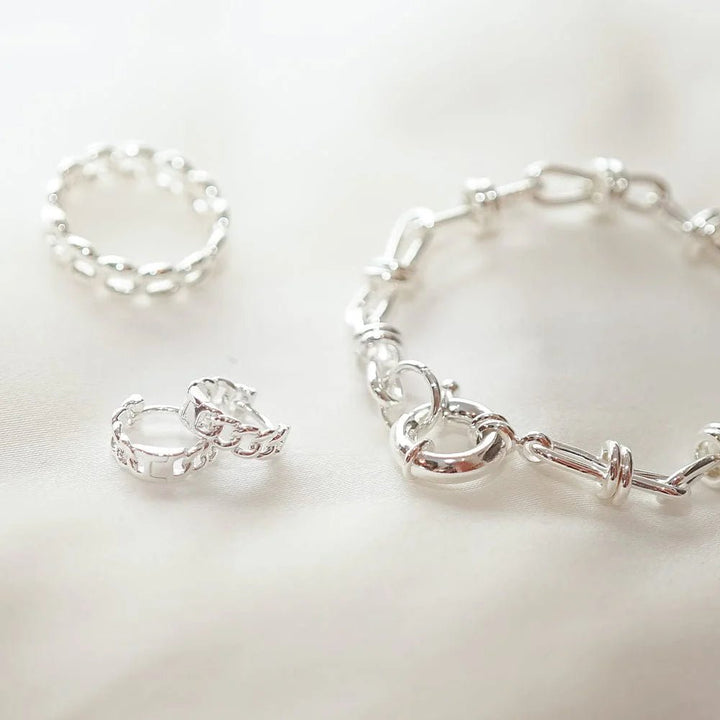Daisy London Silver Polly Knot Chain Bracelet - MococoDaisy LondonSPBR01_SLVBracelets