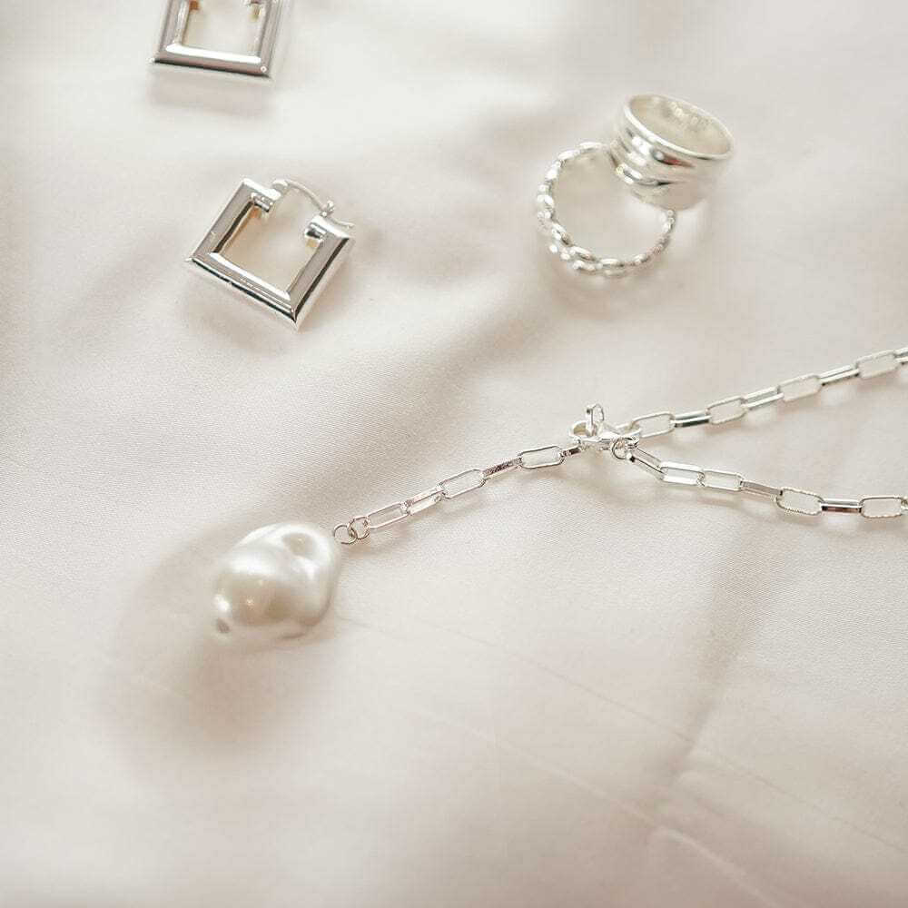 Daisy London Silver Polly Sayer Baroque Pearl Chain Necklace - MococoDaisy LondonSPN02_SLVNecklaces