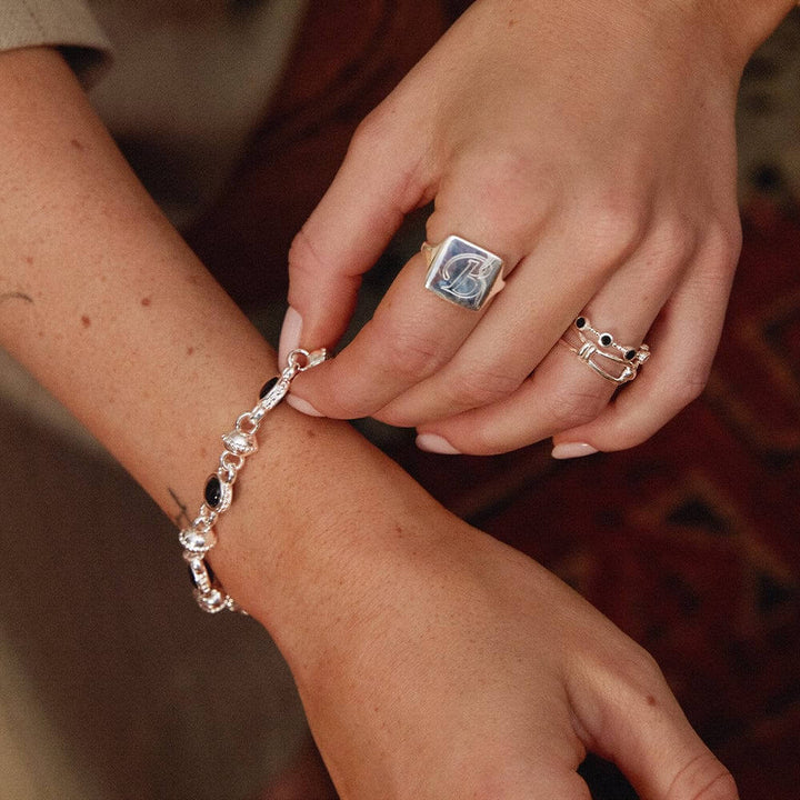 Daisy London Silver Polly Sayer Black Onyx Chain Bracelet - MococoDaisy LondonSPBR07_SLV5056104133088Bracelets