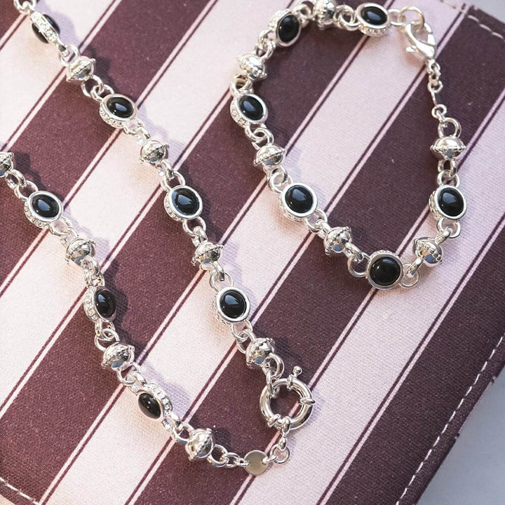 Daisy London Silver Polly Sayer Black Onyx Chain Bracelet - MococoDaisy LondonSPBR07_SLV5056104133088Bracelets