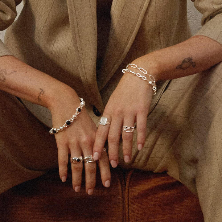 Daisy London Silver Polly Sayer Black Onyx Chain Bracelet - MococoDaisy LondonSPBR07_SLV5056104133088Bracelets