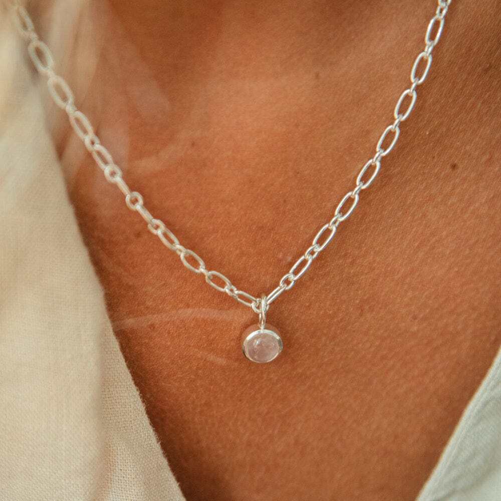 Daisy London Silver Rose Quartz Chunky Healing Stone Necklace - MococoDaisy LondonHN5005_SLVNecklaces