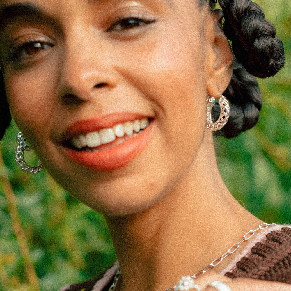 Daisy London Silver Shrimps Woven Maxi Hoop Earrings - MococoDaisy LondonSHE001_SLVEarrings