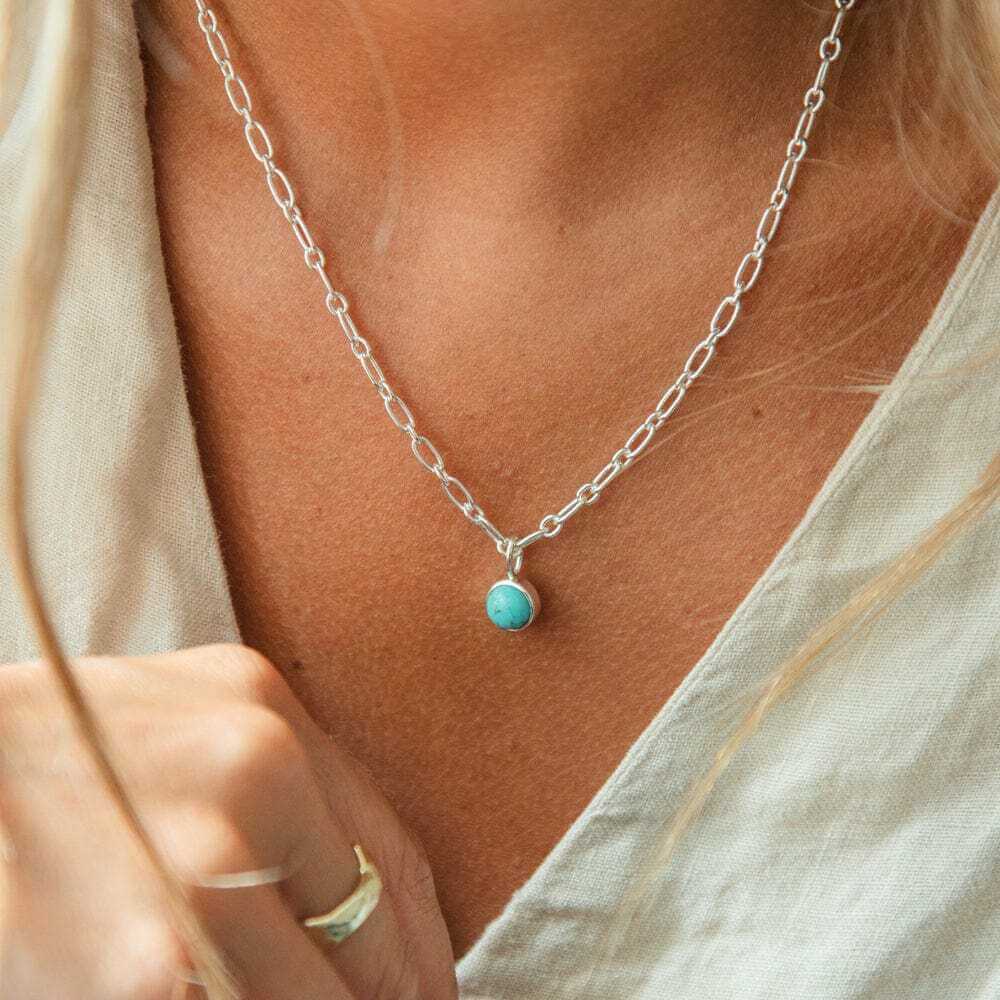 Daisy London Silver Turquoise Chunky Healing Stone Necklace - MococoDaisy LondonHN5010_SLVNecklaces