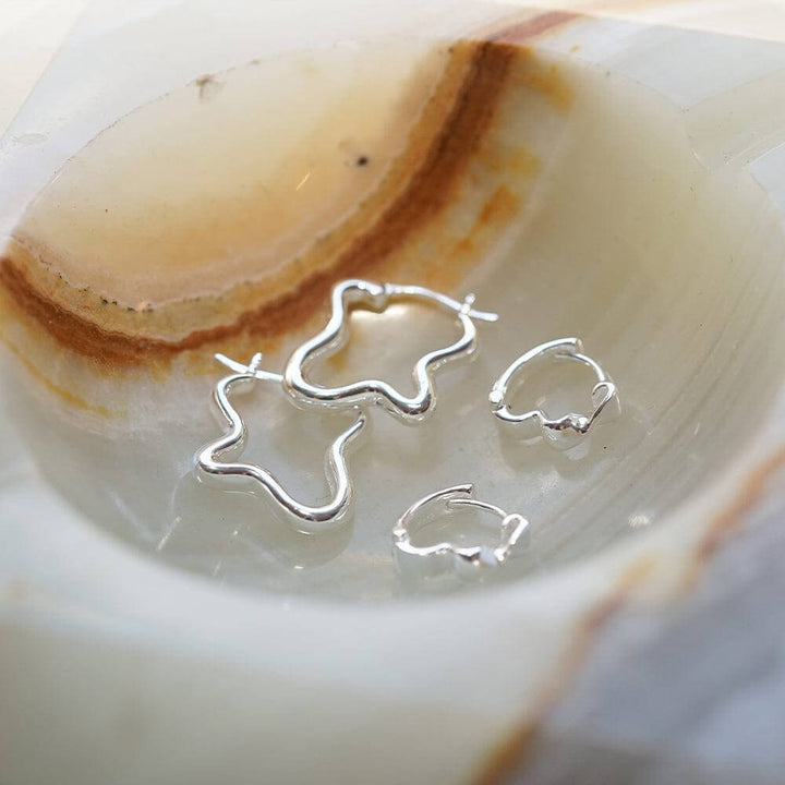 Daisy London Silver Wavy Hoop Earring Stack - MococoDaisy LondonGSET144_SLVEarrings