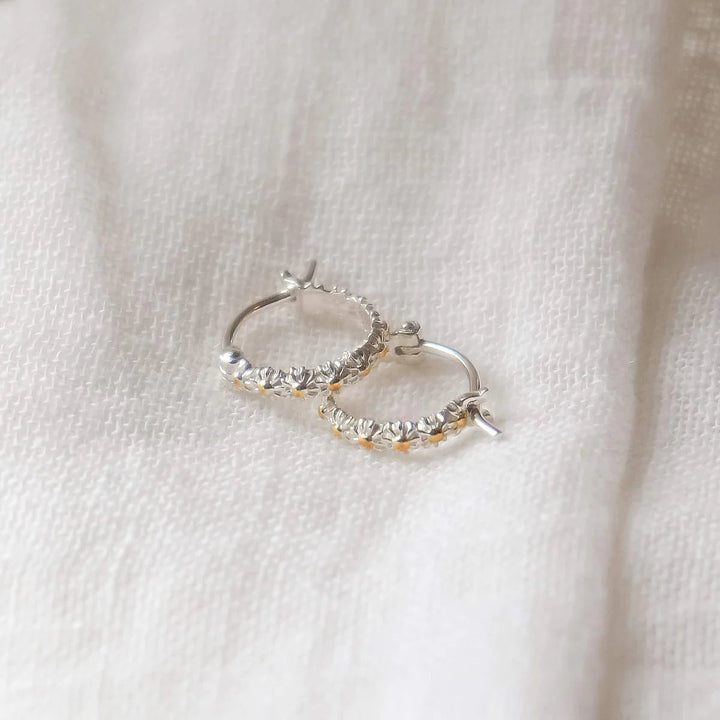 Daisy London Sterling Silver 10mm Daisy Iota Hoop Earrings - MococoDaisy LondonE5016_SLV5055379304056Earrings