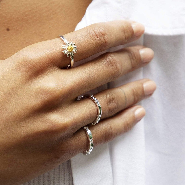 Daisy London Sterling Silver 10mm Daisy Ring - MococoDaisy LondonSR512_SLV_S5055379311597Rings