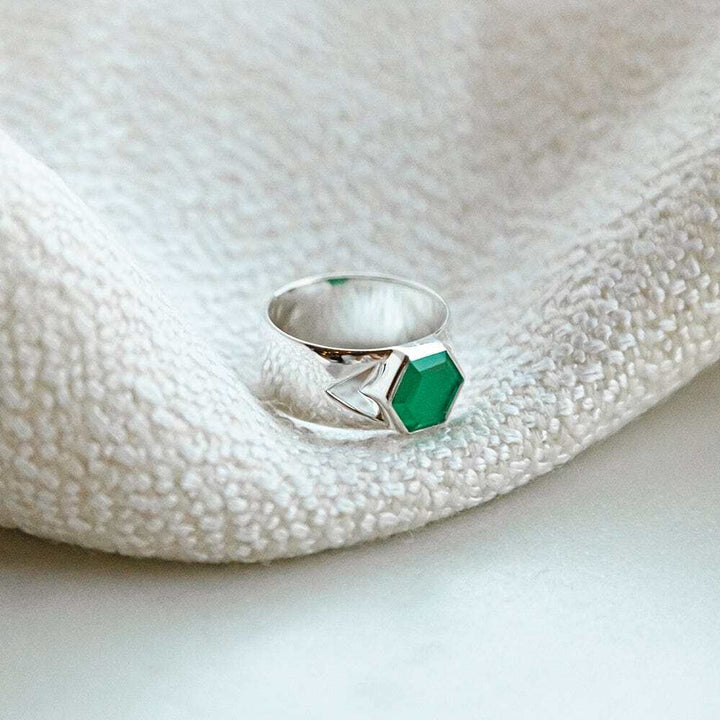 Daisy London Sterling Silver Beloved Bold Green Onyx Band Ring Additional Image - 4