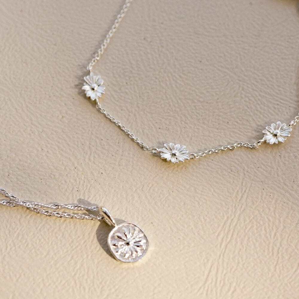 Daisy London Sterling Silver Daisy Chain Flower Bracelet Additional Image - 2