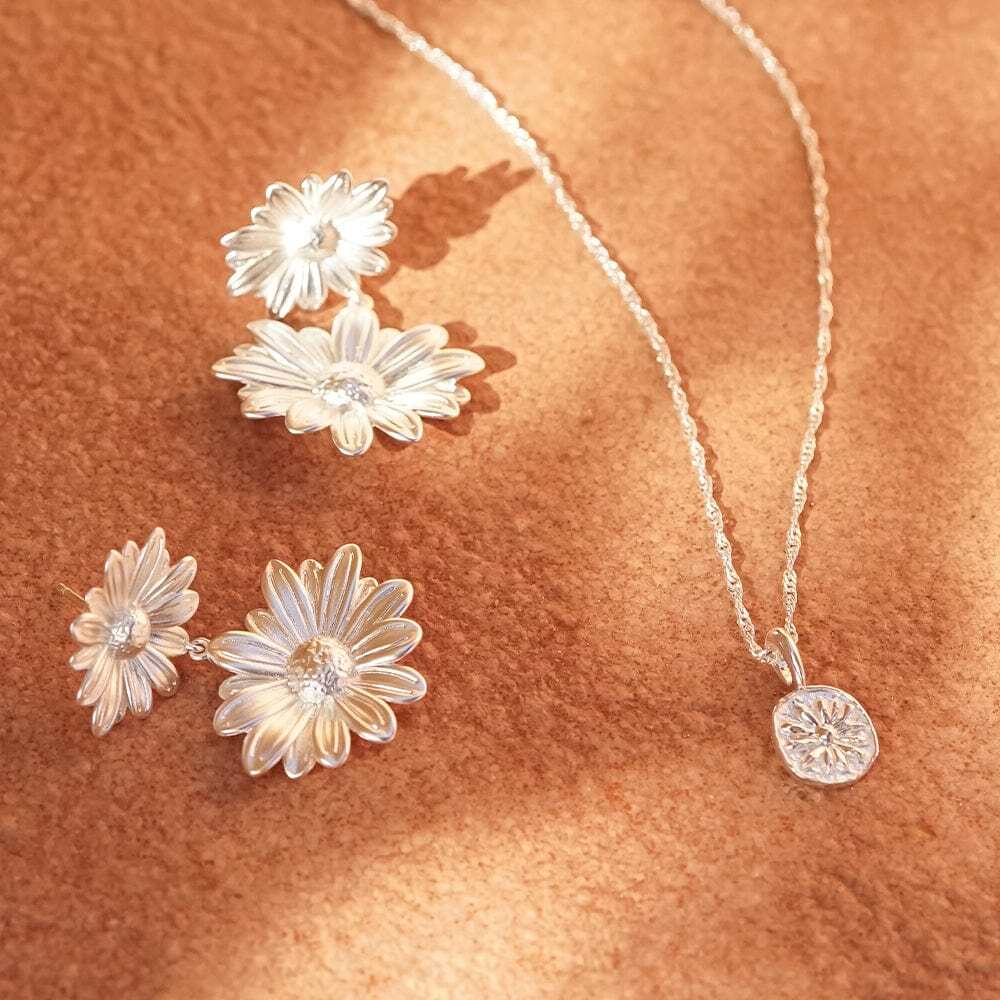 Daisy London Sterling Silver Daisy Flower Necklace Additional Image - 2