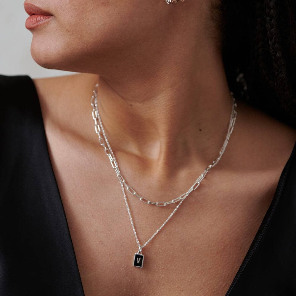 Daisy London Sterling Silver Letter V Personalised Initial Necklace - MococoDaisy LondonBETV_SLVNecklaces