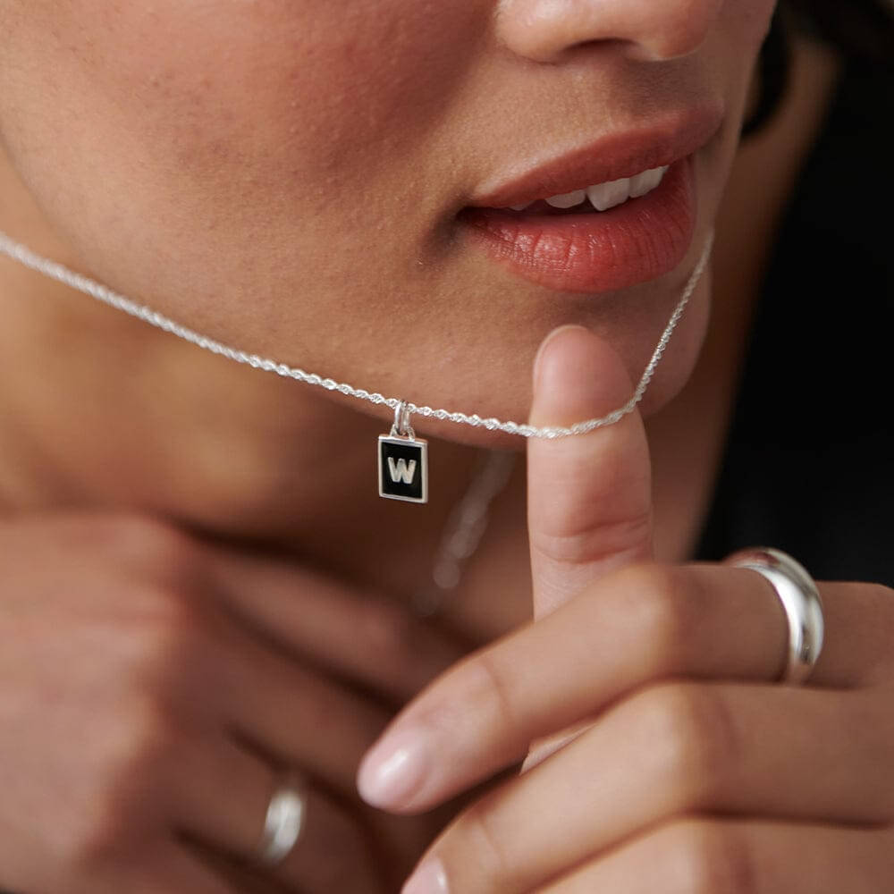 Daisy London Sterling Silver Letter W Personalised Initial Necklace - MococoDaisy LondonBETW_SLVNecklaces