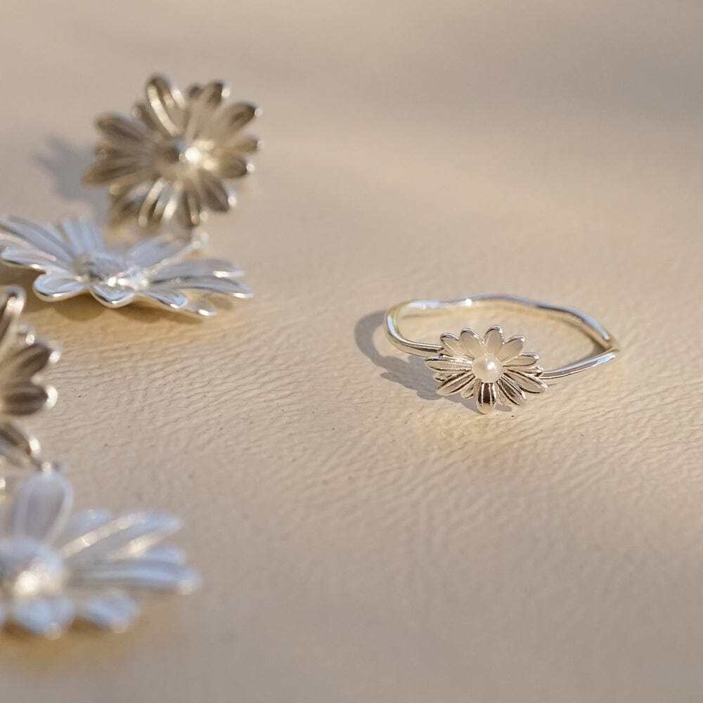 Daisy London Sterling Silver Pearl Flower Ring Additional Image - 2