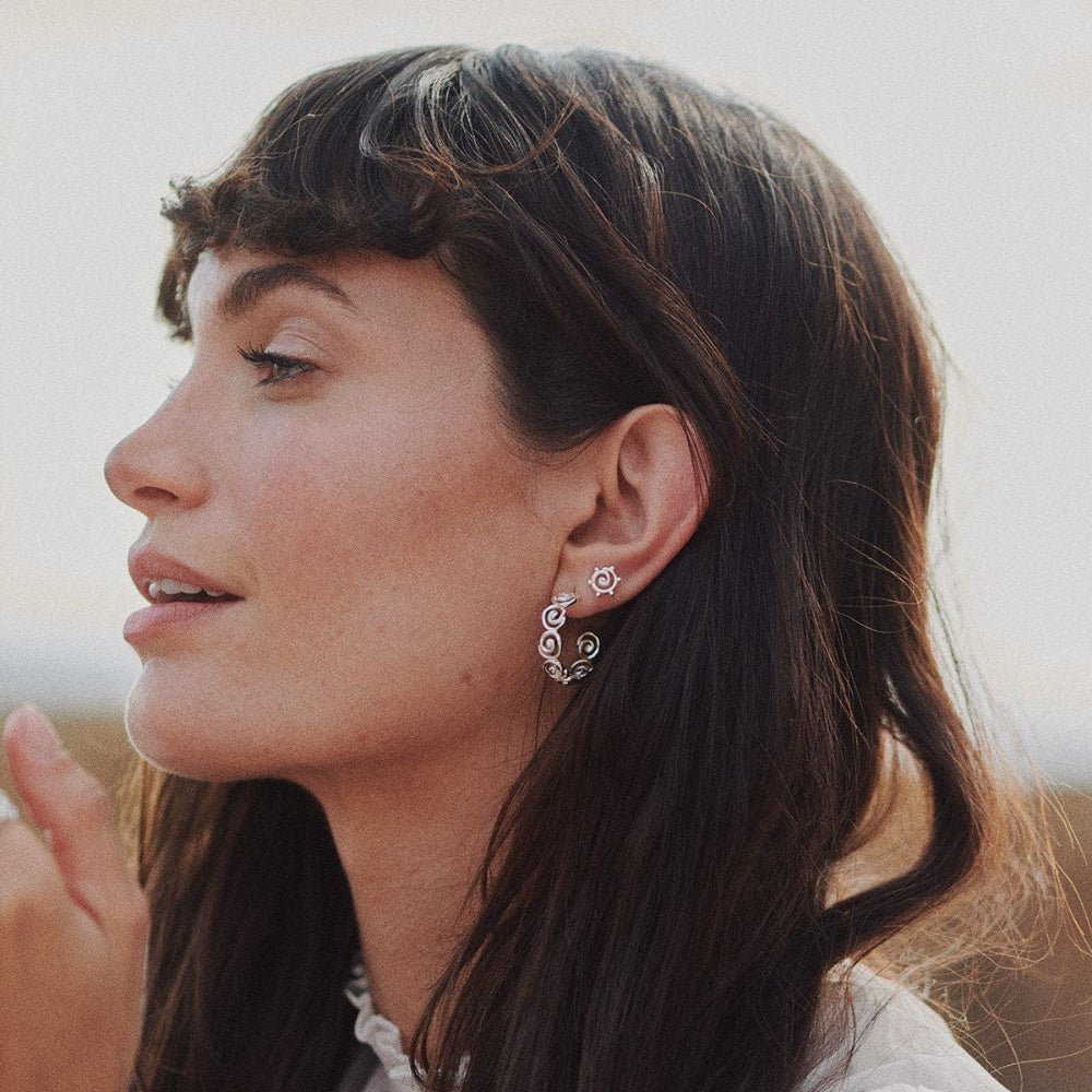 Daisy London Sterling Silver Spiral Hoop Earrings - MococoDaisy LondonSE19_SLV5056104135372Earrings