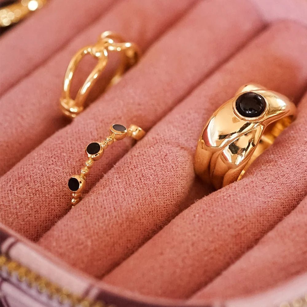 Daisy Polly Sayer Black Onyx Bobble Ring - MococoDaisy LondonSPR07_SLV_XS5056104132920Rings
