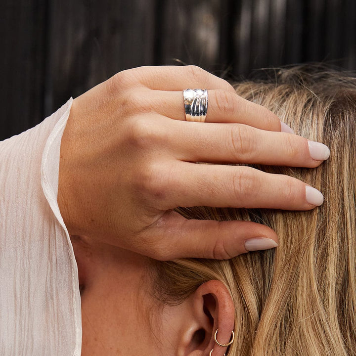 Daisy Polly Sayer Chunky Tidal Ring - MococoDaisy LondonSPR04_SLV_XS5056104127902Rings