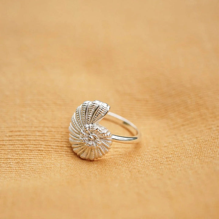 Daisy Polly Sayer Shell Ring - MococoDaisy LondonRings