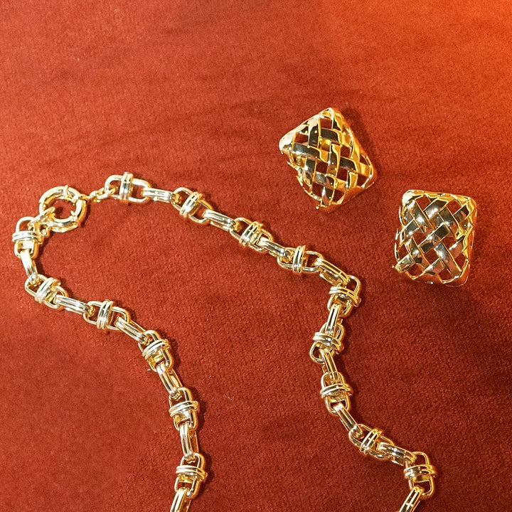 Daisy Polly Woven Square Stud Earrings: Elegant 18ct Gold Plated Modern Statement Jewellery - MococoDaisy LondonSPE16_GPEarrings