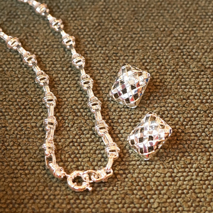 Daisy Polly Woven Square Stud Earrings: Elegant Silver Plate Jewellery for Everyday Style - MococoDaisy LondonSPE16_SLVEarrings