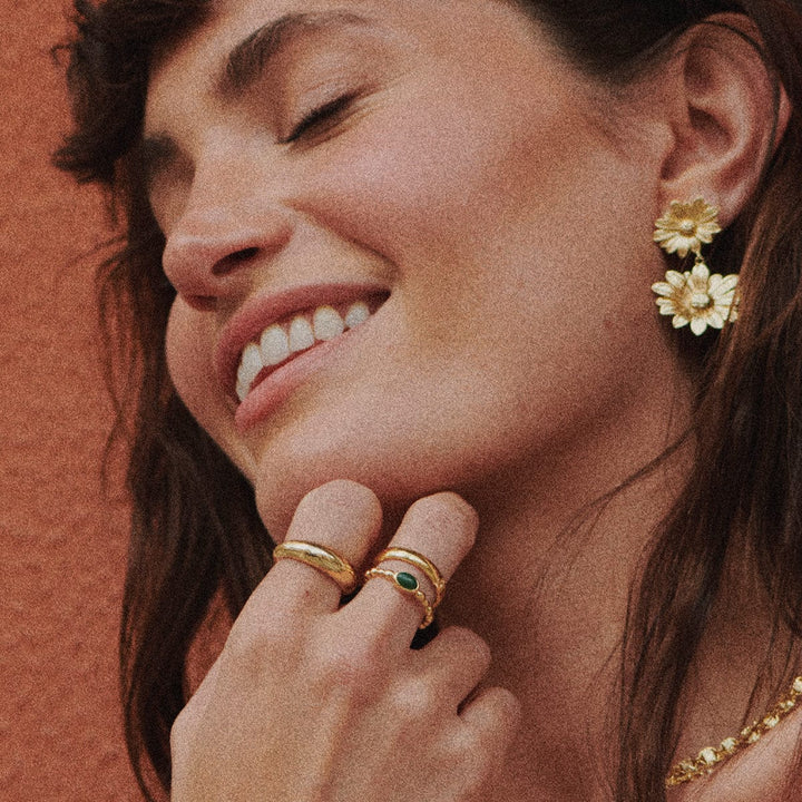 Chic 18ct Gold Plated Bobble Ring with Unique Healing Gemstones - Daisy London