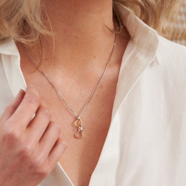 Hot Diamonds 18CT Gold Plate and Silver Trio Triple Heart Pendant - Rose and Yellow Gold - MococoHot DiamondsDP8365055069045177Necklaces