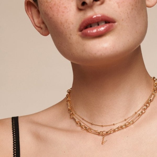 Hot Diamonds Gold Jac Jossa Letter V Pendant - MococoHot DiamondsDP9605055069052694Necklaces