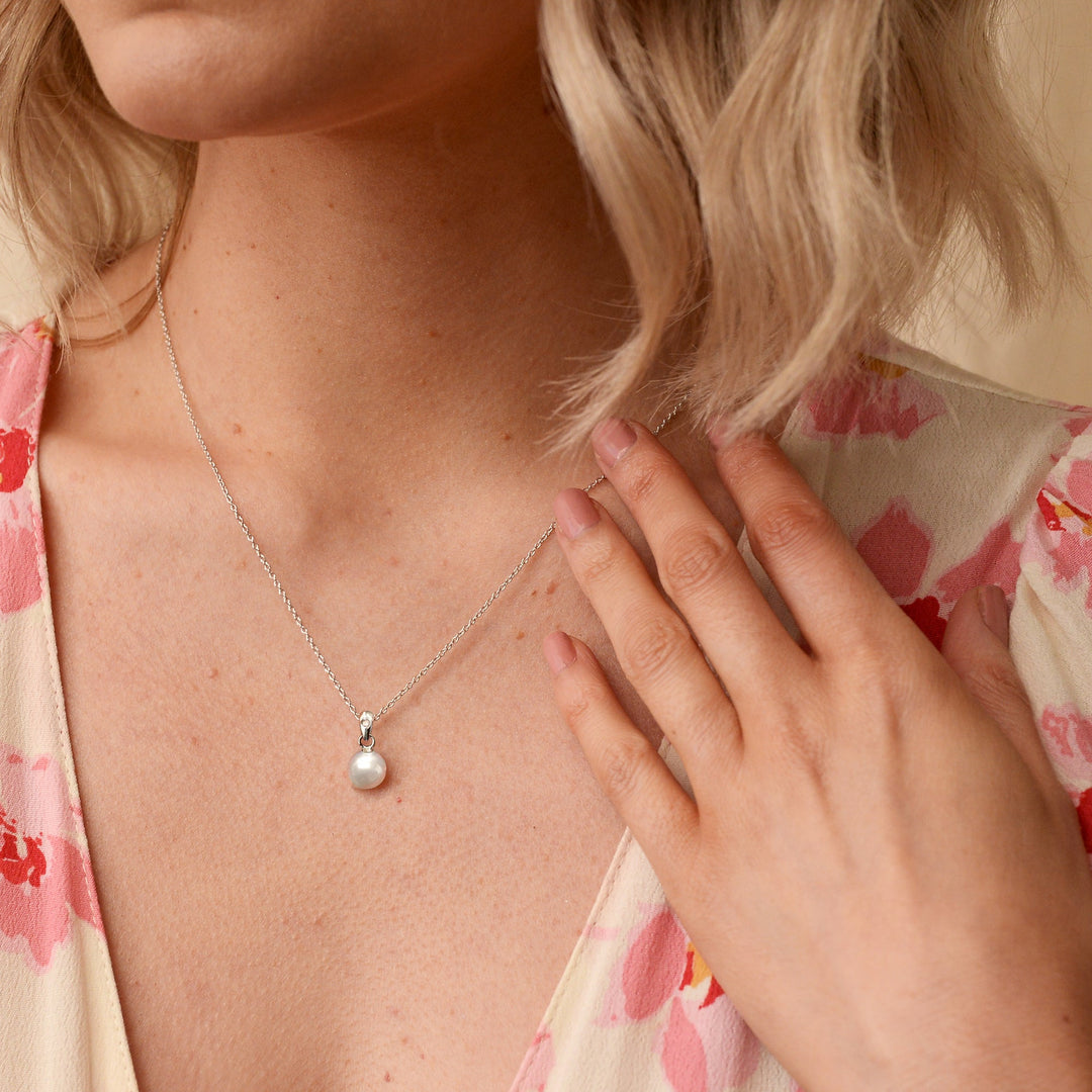 Hot Diamonds Silver Amulets Pearl Pendant Necklace - MococoHot DiamondsDP8955055069048062Necklaces