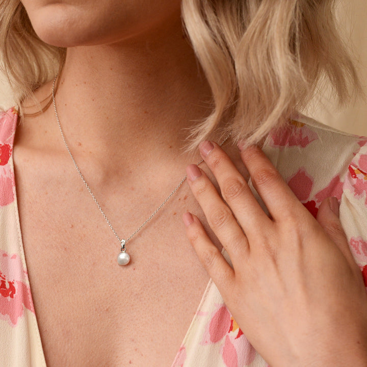 Hot Diamonds Silver Amulets Pearl Pendant Necklace - MococoHot DiamondsDP8955055069048062Necklaces