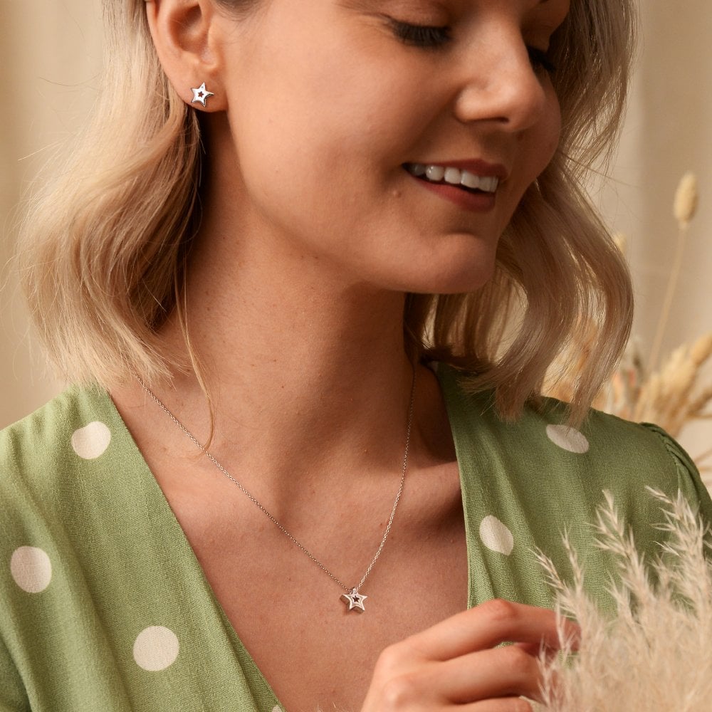 Hot Diamonds Silver Amulets Star Pendant Necklace - MococoHot DiamondsDP7225055069038070Necklaces