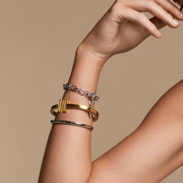 Hot Diamonds Silver Much Loved Bangle Bracelet - Slim - MococoHot DiamondsDC2175055069057408Bracelets