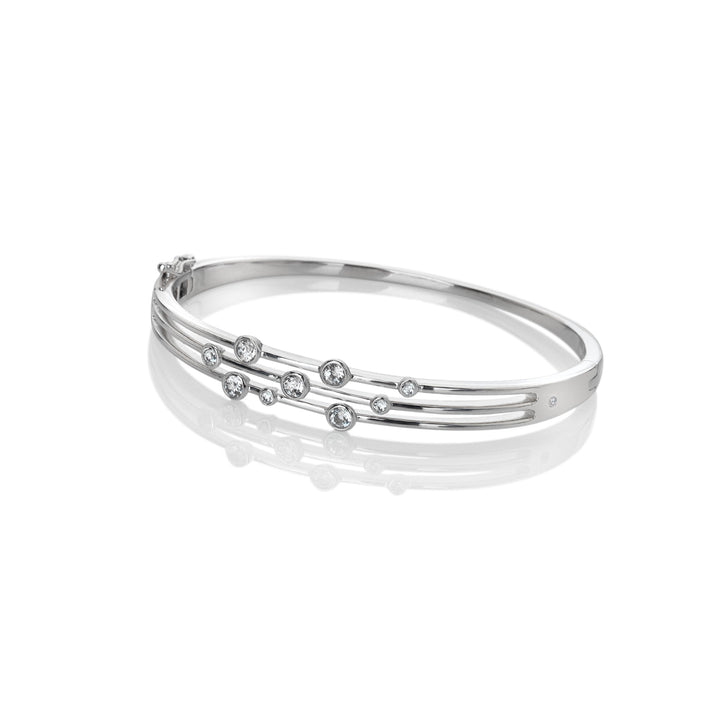 Hot Diamonds Silver Tender Statement Bangle - MococoHot DiamondsDC188Bracelets